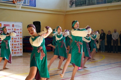 Огненные фото с открытия Воскресенской школьной лиги 🤩